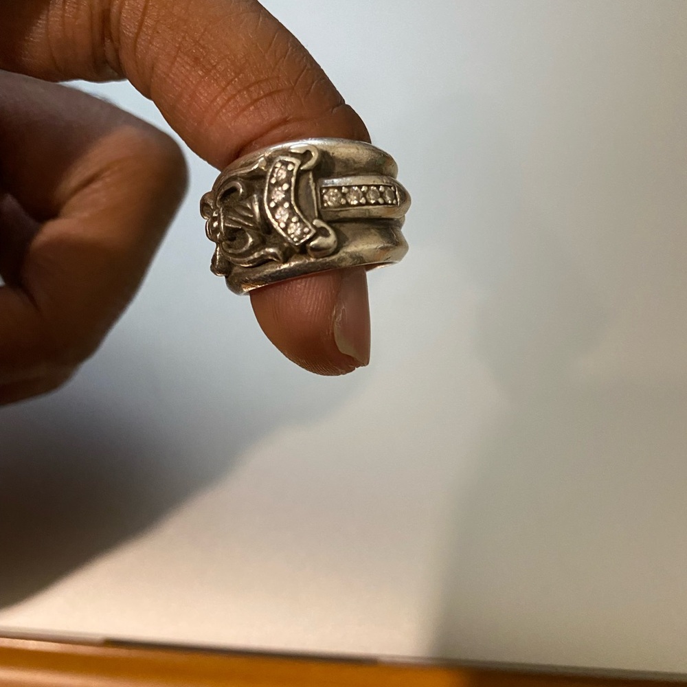 Chrome hearts dagger diamond pinky ring(authenticated) SIZE: 6.5 pinky ring
